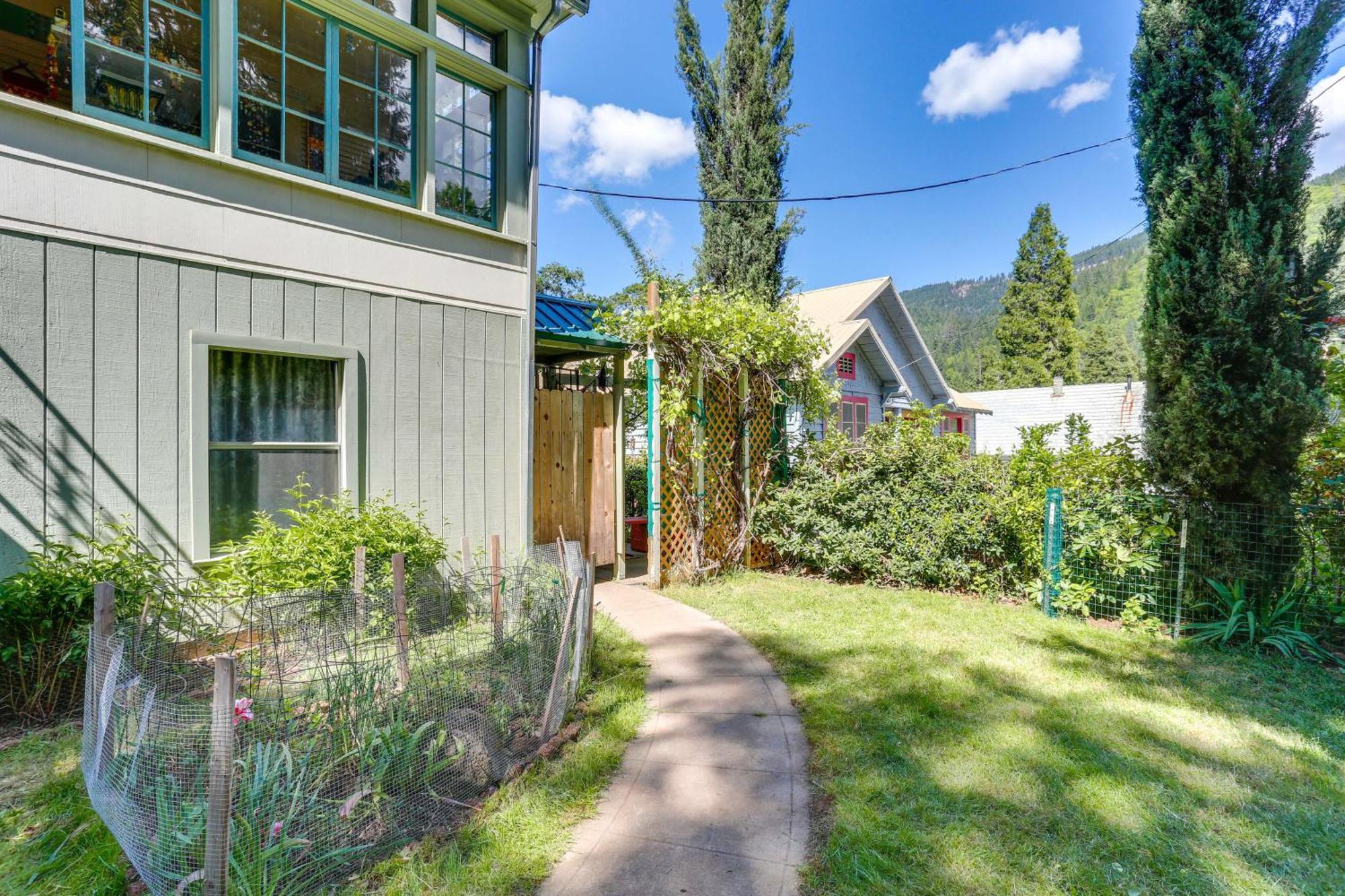 Dunsmuir Apartment About 17 Mi To Mt Shasta Ski Park! Exterior photo